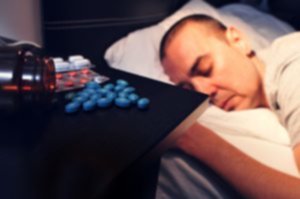 Drug Overdoses: Risks, Signs, What to Do if It Happens