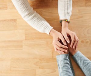 4 Ways to Help a Friend With a Substance Abuse Problem