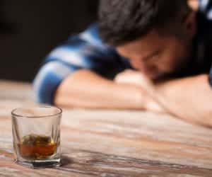 What Happens When You Stop Drinking Alcohol Suddenly?