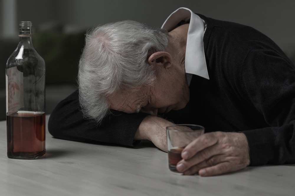 The Effects of Alcohol on Older Adults • WhiteSandsTreatment