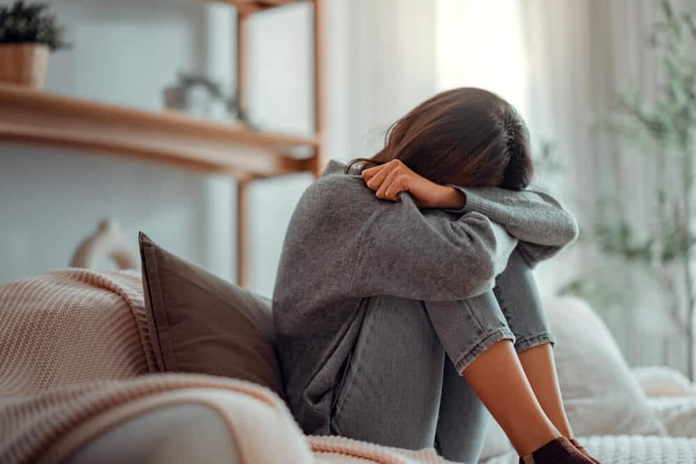 what is the connection between depression and addiction