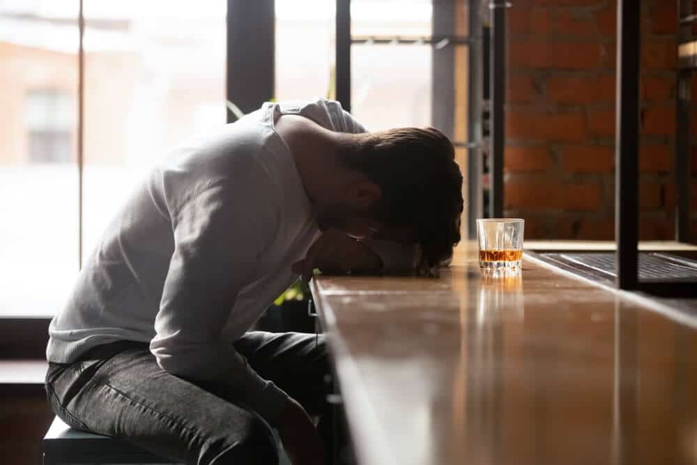 how alcohol rehab and inpatient treatment helps break the cycle of addiction