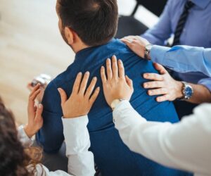 Healing Together: The Benefits of Support Groups for Families of Addicts