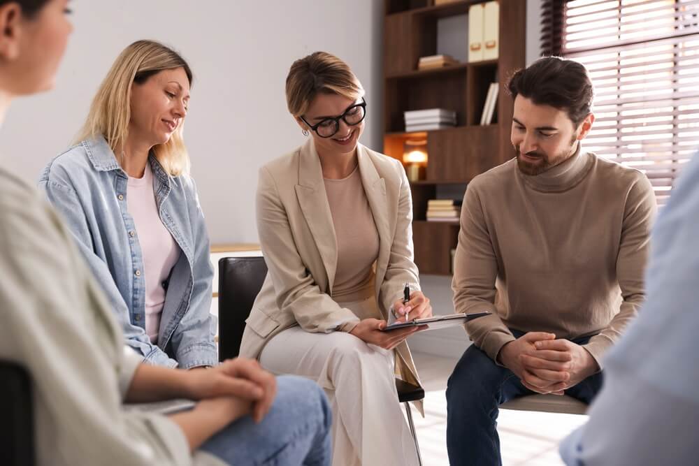 find support at a fort myers treatment facility for addiction