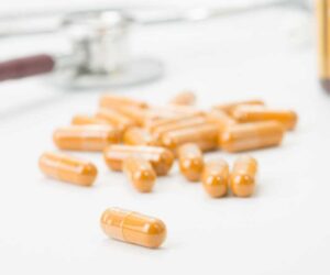 How Amphetamine Salts Compare to Dextroamphetamine: Effects, Uses, and Risks